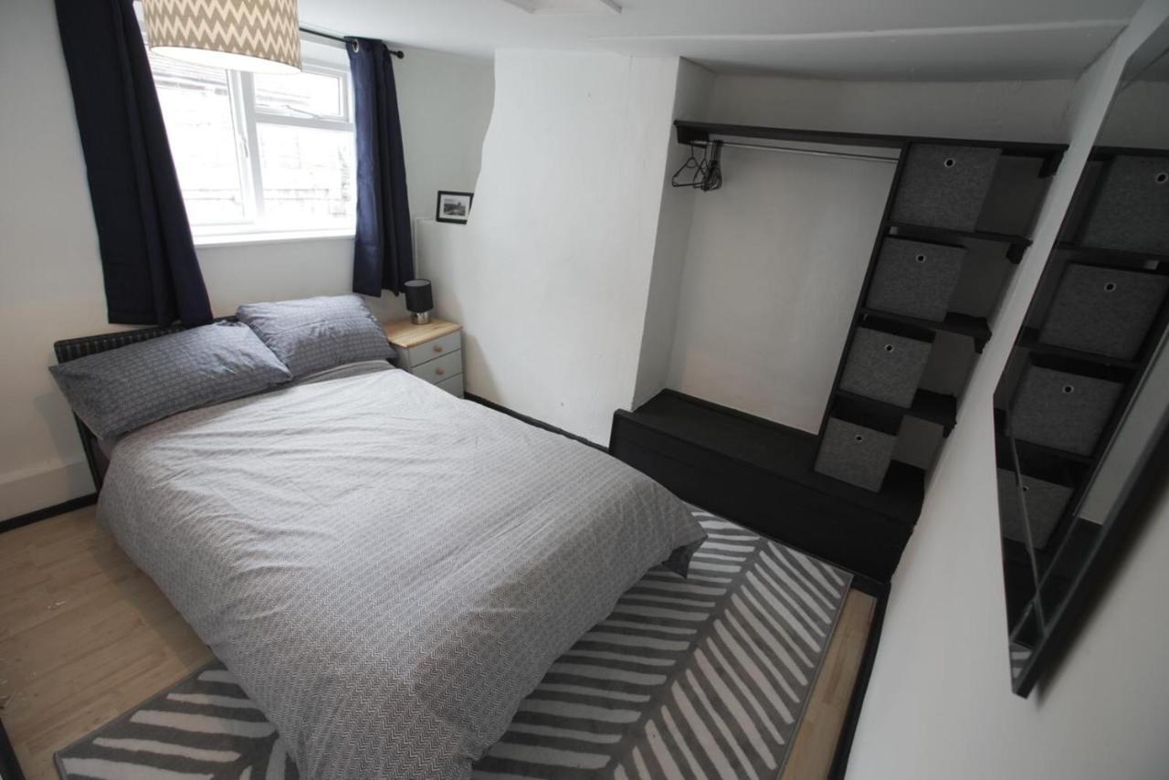 Westgate Guest House Warwick  Bagian luar foto